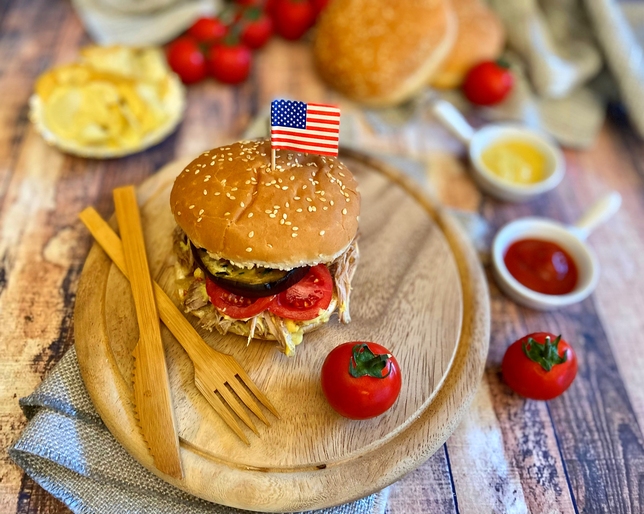 PULLED PORK FATTO IN CASA: RICETTA AMERICANA